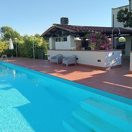 Villa Lavinia B&B Montescudaio Kültér fotó