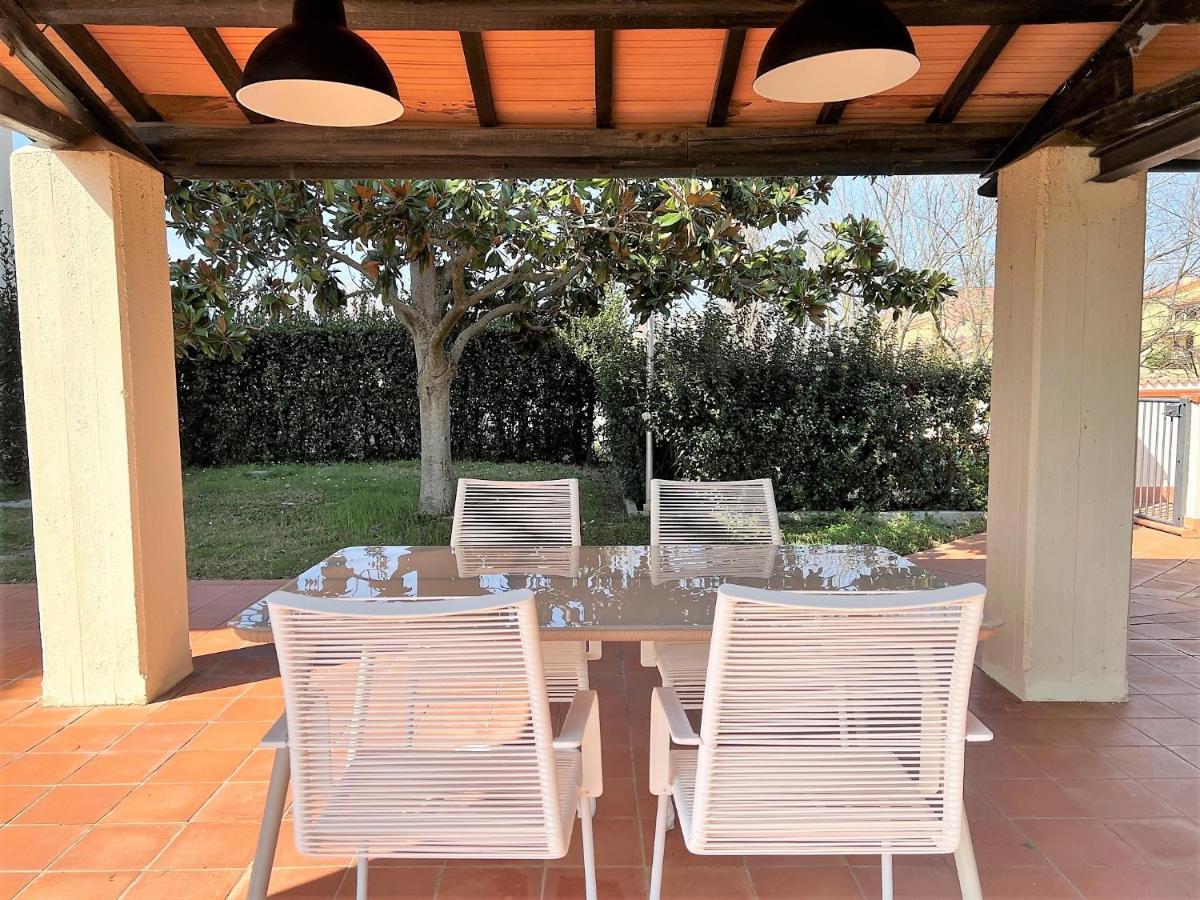 Villa Lavinia B&B Montescudaio Kültér fotó